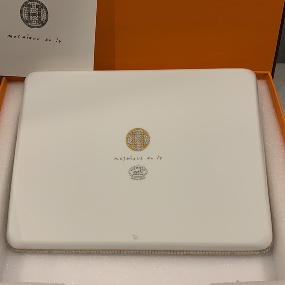 Decorative mosaics screen-printed and applied by hand using 24-carat gold tiles - Picture 5 of 7